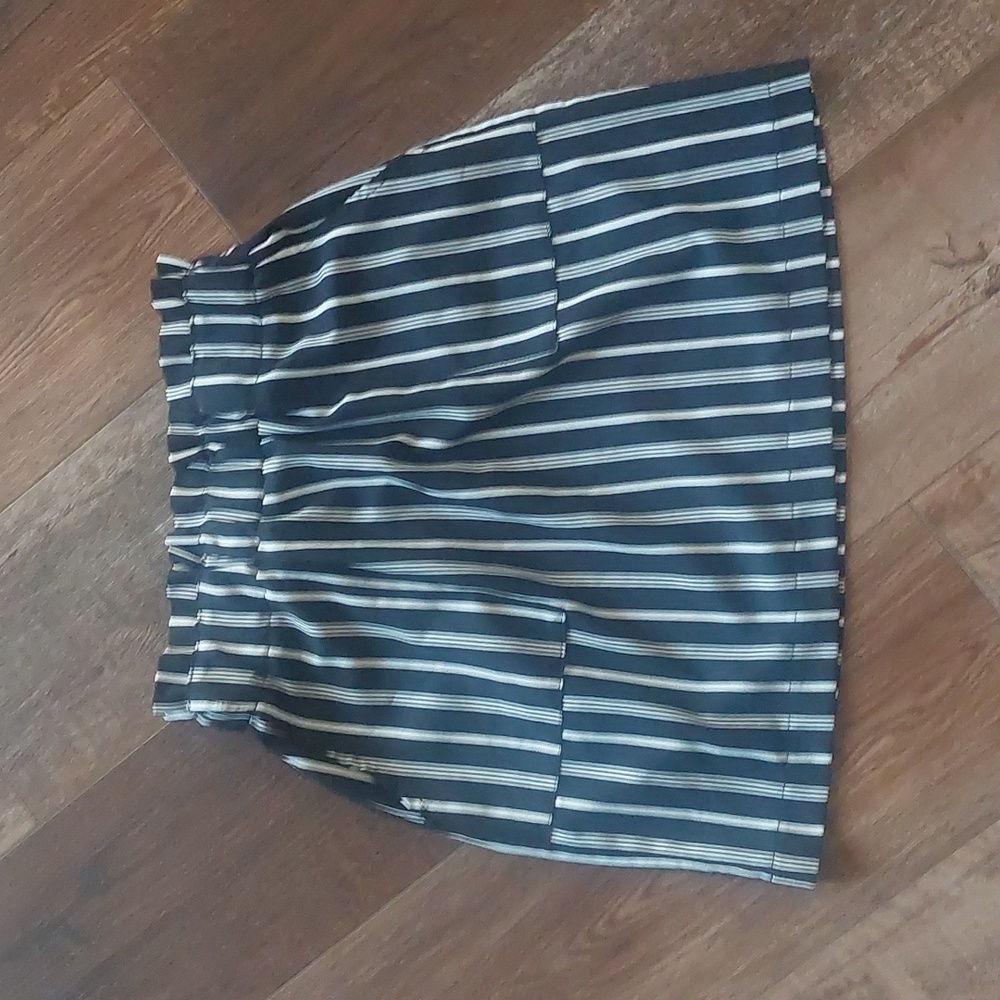 Striped mini skirt
